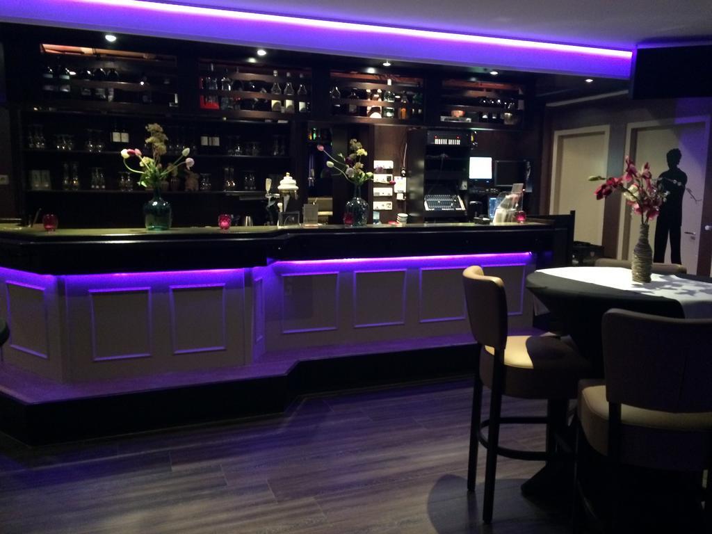 Hotel Restaurant Cafe Houben Nunhem Buitenkant foto